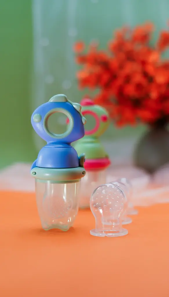 Baby food pacifier 